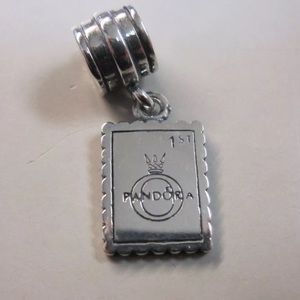 Pandora Postcard Greetings from London charm